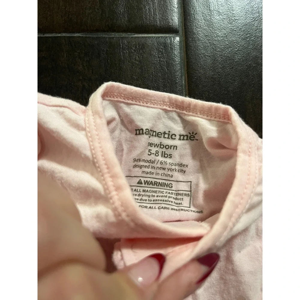 Magnetic Me Newborn Pink Ruffle Magnetic Footie Sleeper Modal 5-8 lbs - Picture 4 of 4